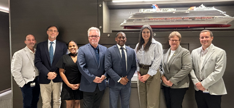 Carnival Meeting group photo_